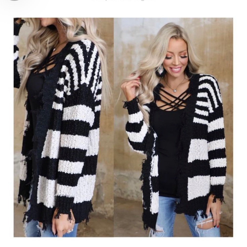 COPY - COPY - LONG SLEEBLACK AND CREAM CARDIGAN W/ DISTRISTED LOOK ON HEM 80